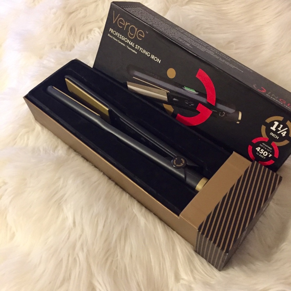 Verge Nano Ceramic Hair Straightener  1 1/4 Inch